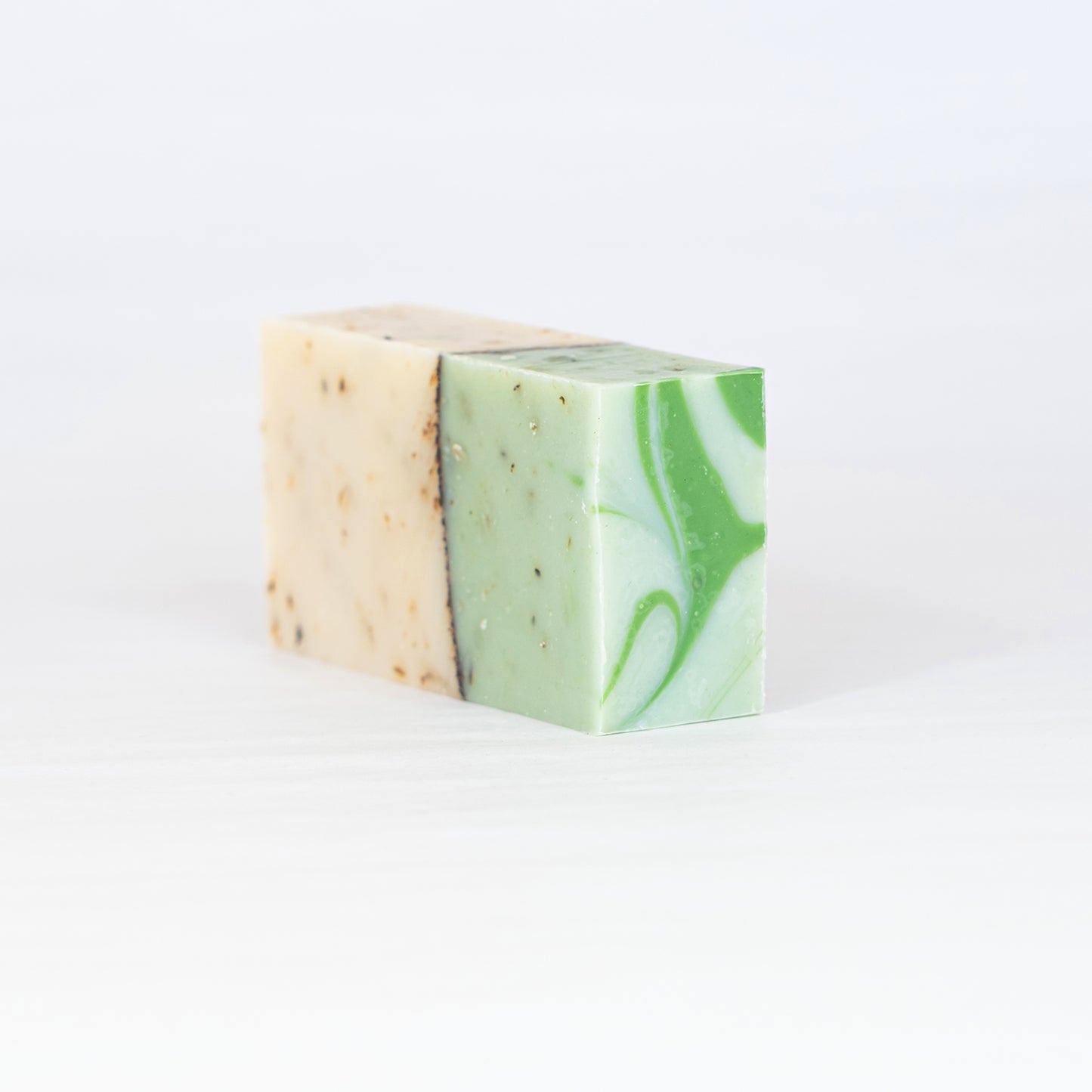 NATURAL SOAP N°14 COEUR D'ARTICHAUT 110 g