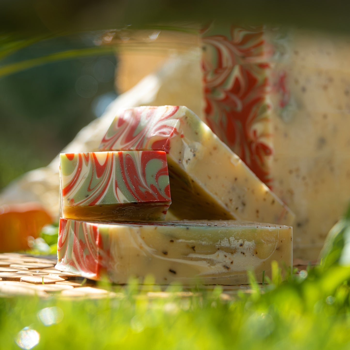 NATURAL SOAP N°31 POMME D'OR (TOMATE BASILIC) 110 g