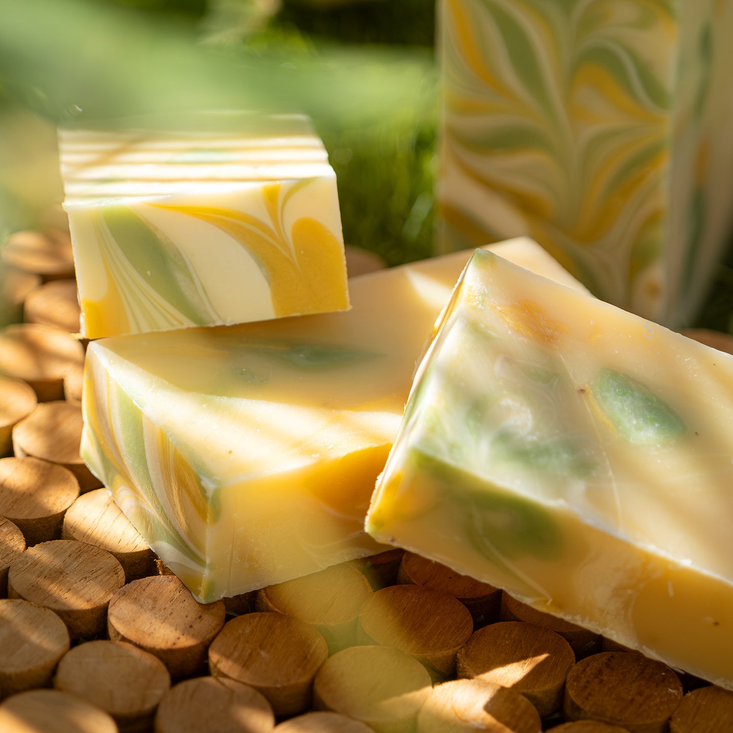 NATURAL SOAP N°32 RAYON DE SOLEIL (LEMON) 110 g