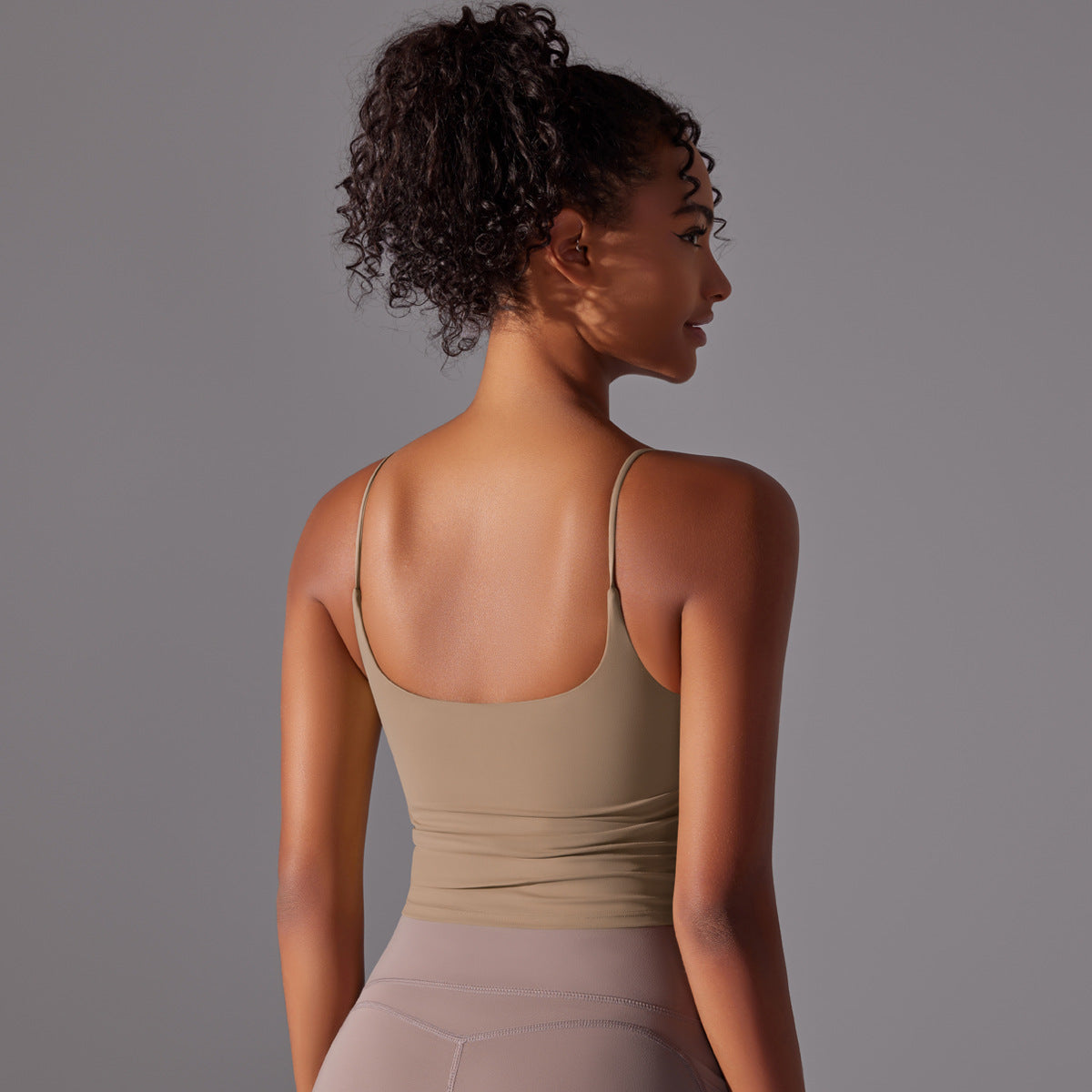 BRASSIÈRE DE SPORT BEIGE FINES BRETELLES MAINTIEN ET CONFORT