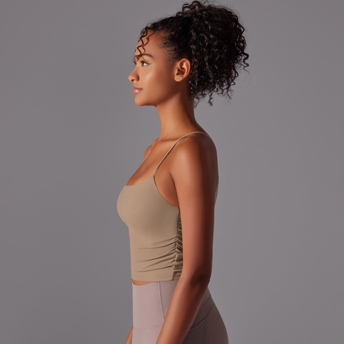 BRASSIÈRE DE SPORT BEIGE FINES BRETELLES MAINTIEN ET CONFORT