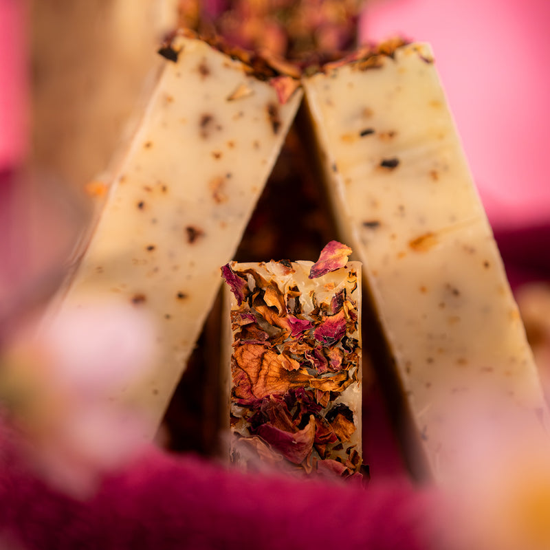 SAVON NATUREL N°25 LA VIE EST ROSE (HIBISCUS) 100 g