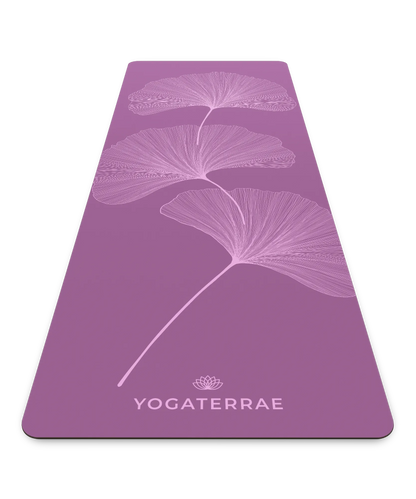 Tapis de yoga technique Yogaterrae en PU et caoutchouc naturel, coloris Violet Vintage avec motifs Ginkgo Biloba en impression claire