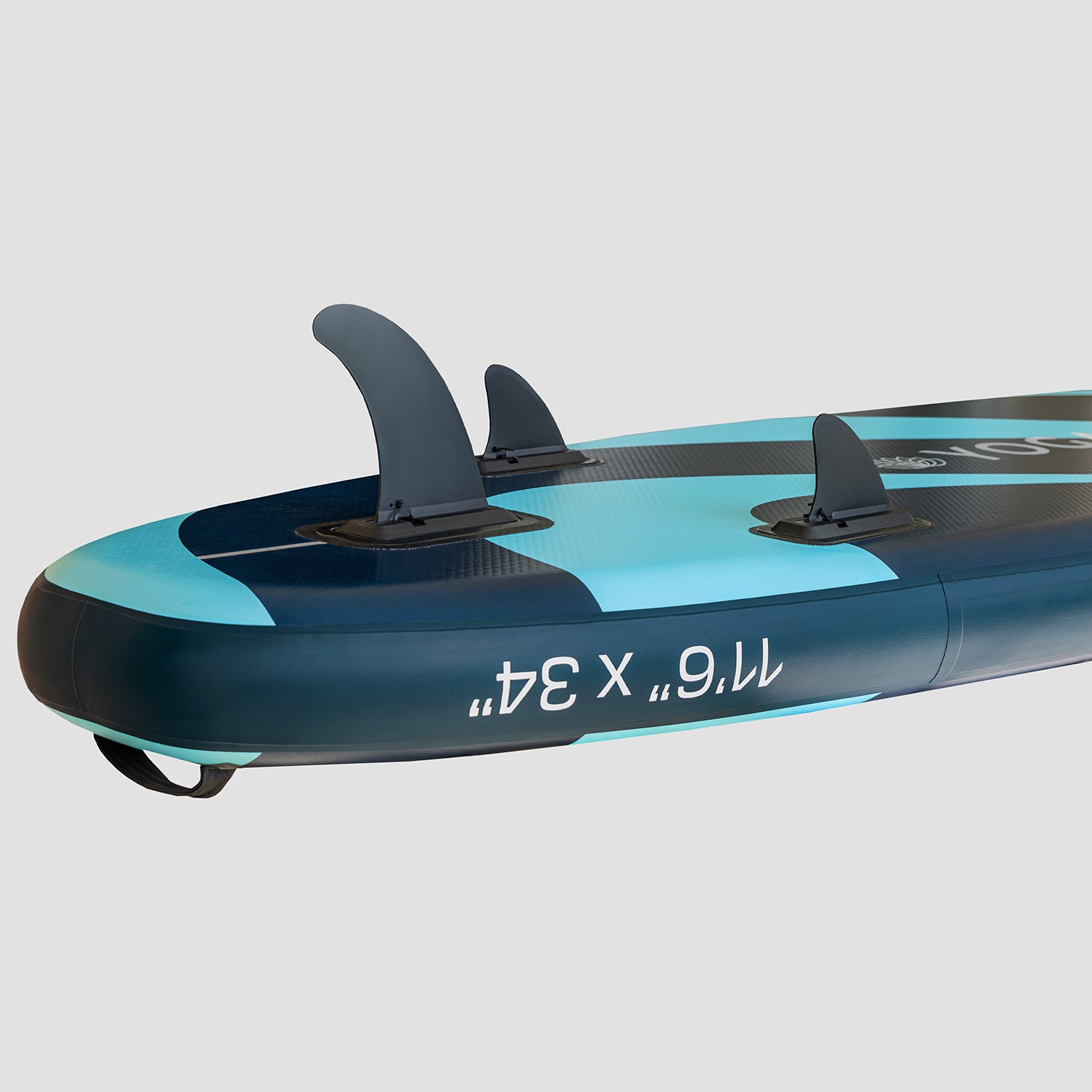 "3 Premium-Finnen für gute Manövrierfähigkeit und flüssiges Gleiten SUP Yogaterrae 11'6", ergonomischer Griff, Wave-Design".