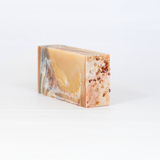 NATÜRLICHE SEIFE N°47 ORIENTALE MIT ESSENMILCH (ENCENSE AMBRE) 110 g