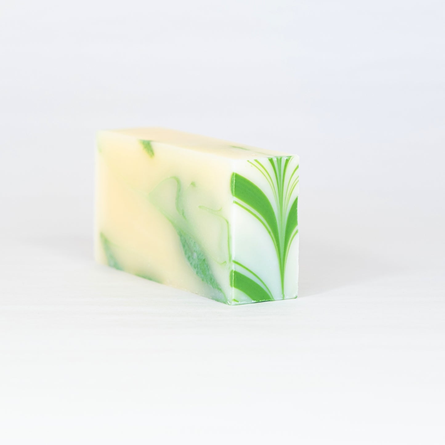 NATURAL SOAP N°24 LARMES DU DÉSERT (ALOES JOJOBA) 110 g