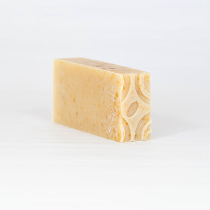 JABÓN NATURAL N°46 MIEL CON LECHE DE DONESTY 110 g