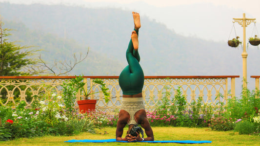 JIVAMUKTI YOGA